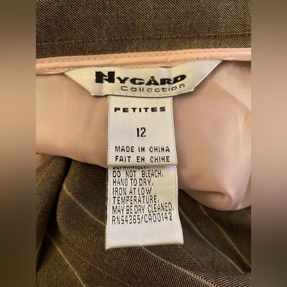 Y2K,  Nygård Collection Petites greyish brown/pink pinstripe accordion hem skirt - Picture 13 of 13